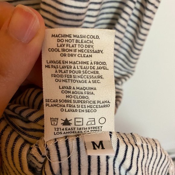 BUNDLE 3/$40 - J Brand - Rockwood Tank - Medium - Picture 6 of 6